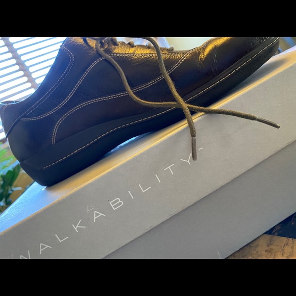 Shoes - Picture 7 of 7